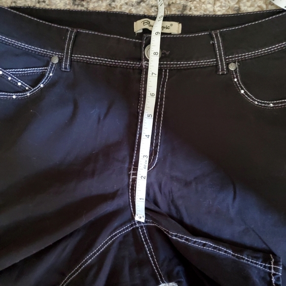 Vintage Black with White Stitch & Rhinestone Shorts - Picture 5 of 6